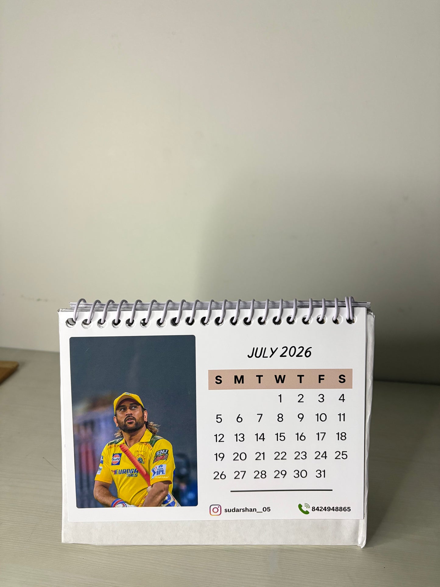 Custom Theme Desk Calendar – A Personalised Gift for the Whole Year